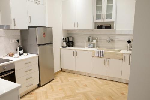 Luxury three bedroom Apartment in Kolonaki - image 12