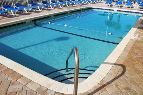Seaside Resort - image 8