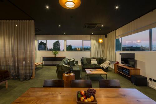 The Cinema Suites - Apartment - Te Anau