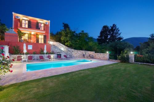 superb villa with private pool peaceful location