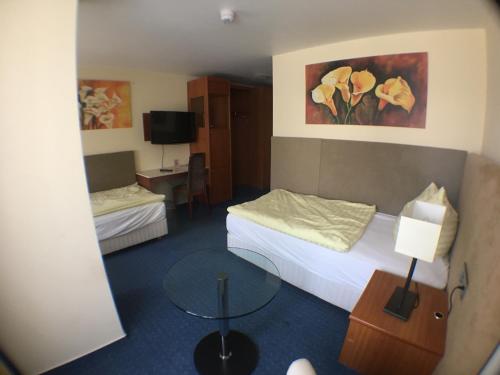 Single Room with Private Bathroom
