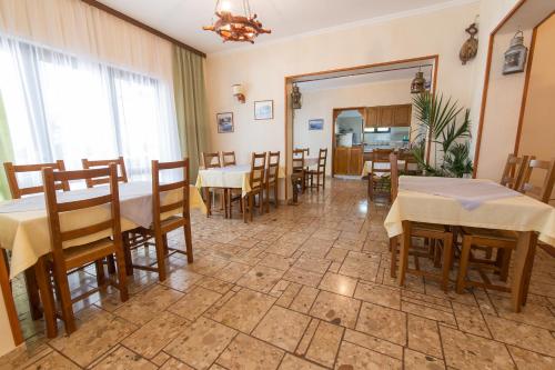 Restorāns, Stella Maris Accommodation in Klenovica
