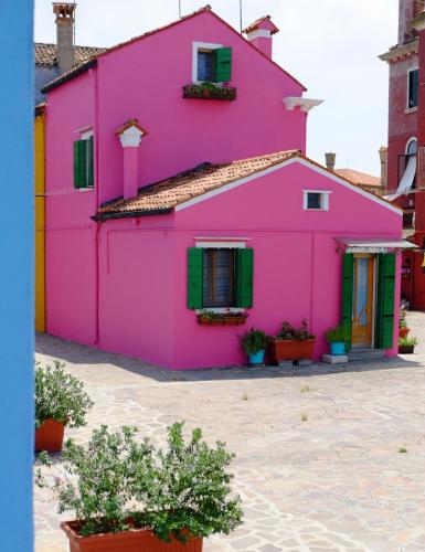  Night Galleria - bed & art in Burano