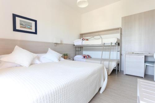 Quadruple Room with Sea View