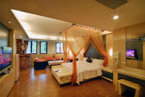 1 queen bed