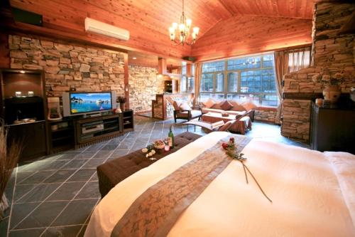 名庐假期大饭店 名庐假期大饭店