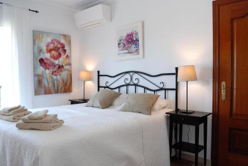Villa Sandra Top Floor Casasol - image 5