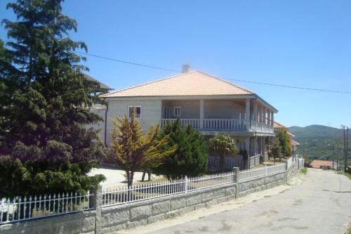 Casa do Nascente - Paredes do Rio