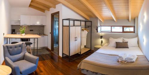 Sofita Hotel - image 2
