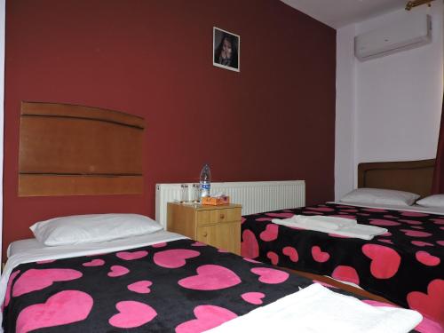 Valentine Inn Room Type - Standard Twin Room