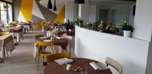Restaurant, Hotel Ristorante Stampa in Cadegliano-Viconago