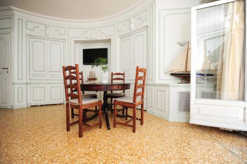 Le Royal Res. Negresco Five stars Holiday House