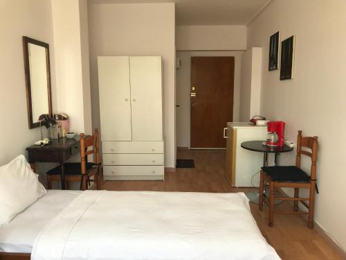  Akadimia Apartments in Athen