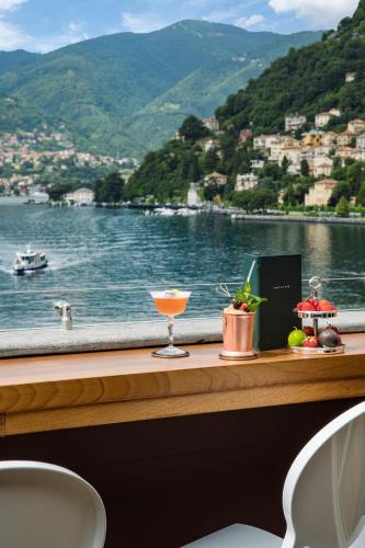 149680890 VISTA Lago di Como