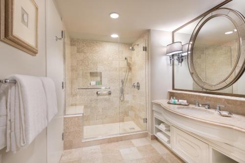 Windsor Court Hotel Photo 24