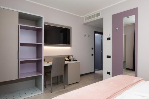 Garda Life - image 12