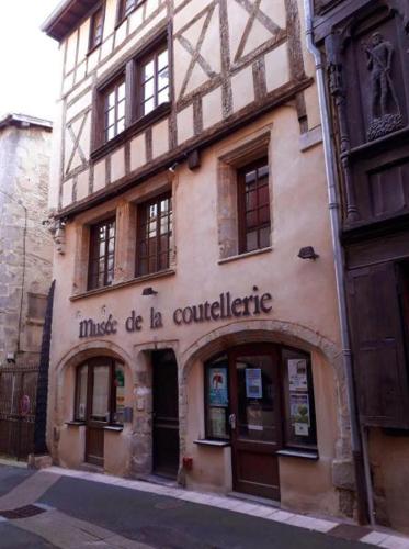 Le Medieval photo 19