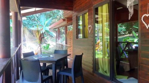 Haere Mai I Te Fare in Moorea Island