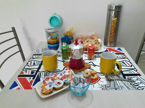 Breakfast in Naples 3