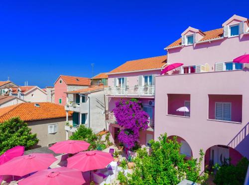 Luxury Apartments Marhella & Jakov