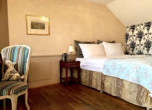 Townhouse Boutique Hotel - image 14