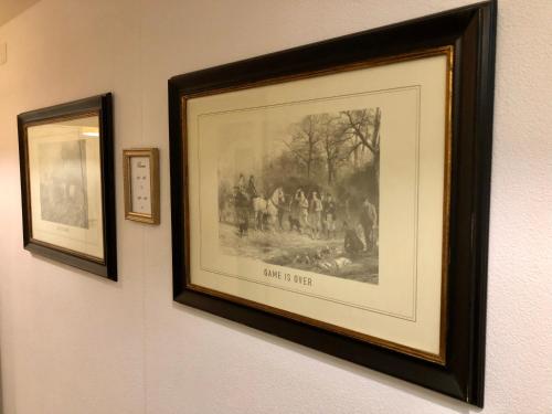 Townhouse Boutique Hotel - image 10