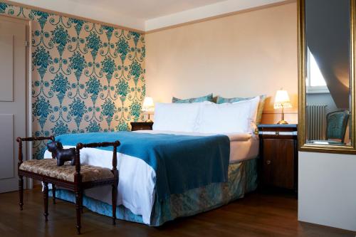 Townhouse Boutique Hotel - image 4