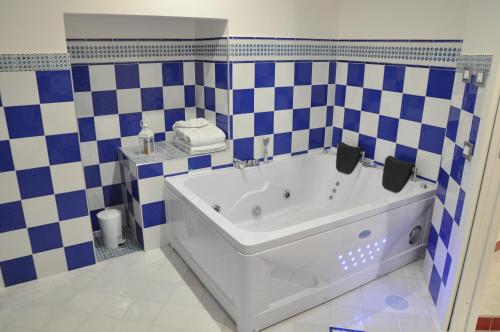 SALERNO COSTA DAMALFI SUITE