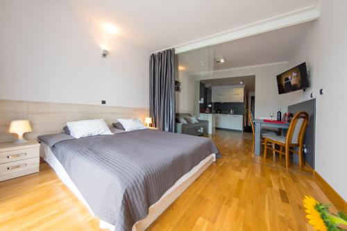 Apartament na Miłej - image 8