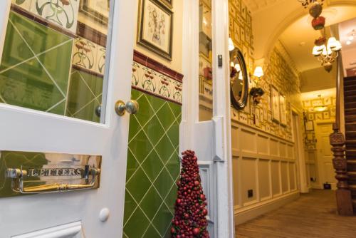 The Devonian in Douglas