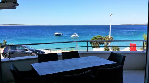  Cosy apartment with the best sea view in Mandre