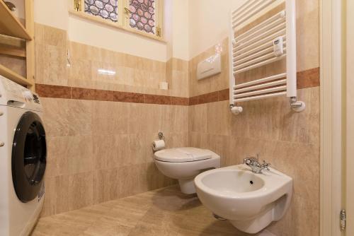 Campitelli Fascinating Apartment - image 5