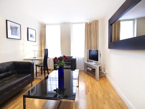 Cumberland Apartments - image 10