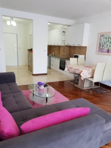 Luxury Apartments Trend - image 3