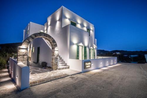 Vista exterior, Gaia lux inn in Milos Island