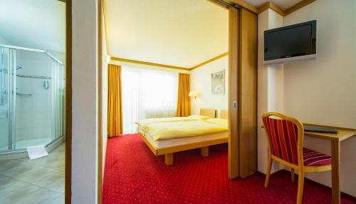 Hotel Excelsior - image 2