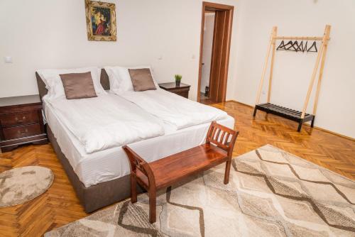 One-Bedroom Apartment image 8