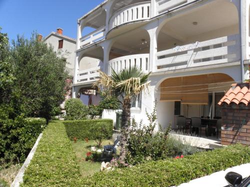  Guesthouse Anton in Novalja