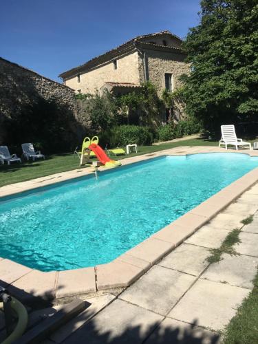 A szálláshely kívülről, Chez Janie Hirst in Sauzet (Rhone-Alpes)