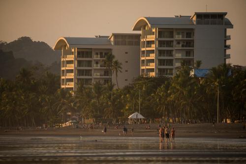Diamante del Sol Ocean front, Jaco Paradise CR photo 1