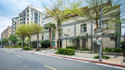 Exterior view, Uline Motel in Nangang District