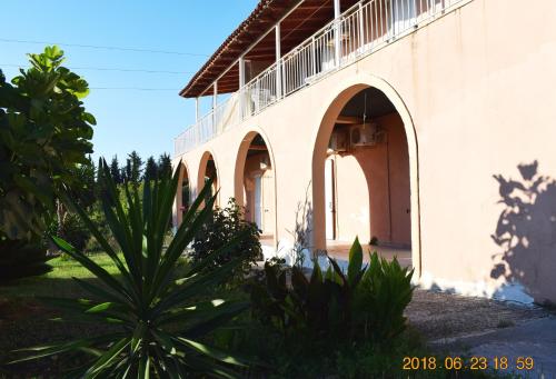  Alex Apartments in Kouramaditika