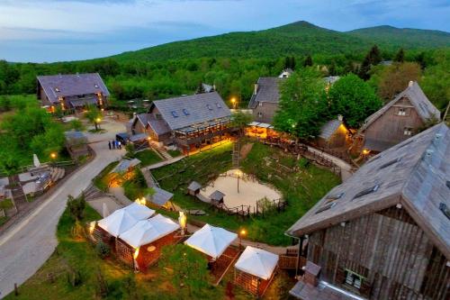 Ethno Houses Plitvica Selo