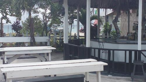 Restaurante, Drifters@One Mile in Negril