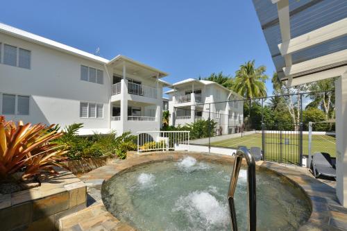 Apartment with Balcony image 4
