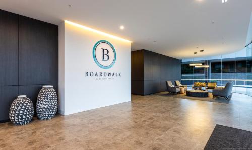 Predvorje, Boardwalk Burleigh Beach in Burleigh Heads