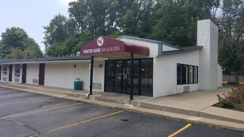 Mentor Home Inn and Suites