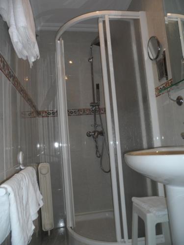 Hostal Coruña - main image