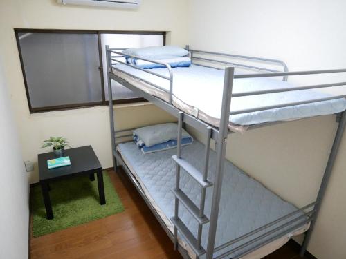 Guest House Twenty-Seven 27 Room Type - Twin Room with Shared Bathroom