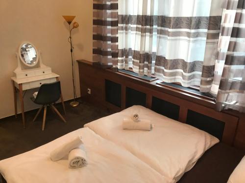 Old Town Boutique Apartments - image 2